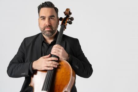 Kenneth Olsen, cello headshot