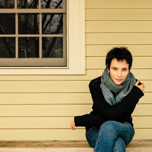 Hélène Grimaud in front of piano