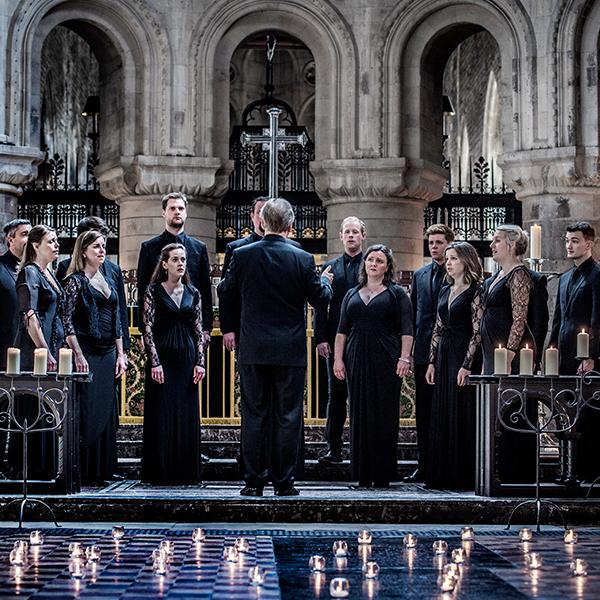 Tenebrae Choir in performance