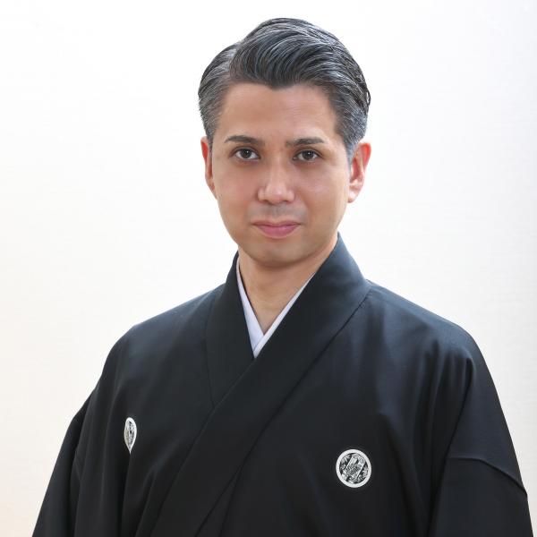 Headshot of Itsuo